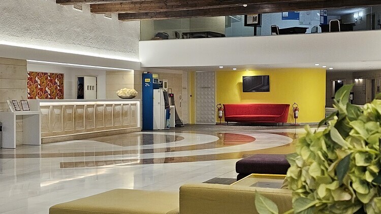 Apollonia Beach Resort & Spa